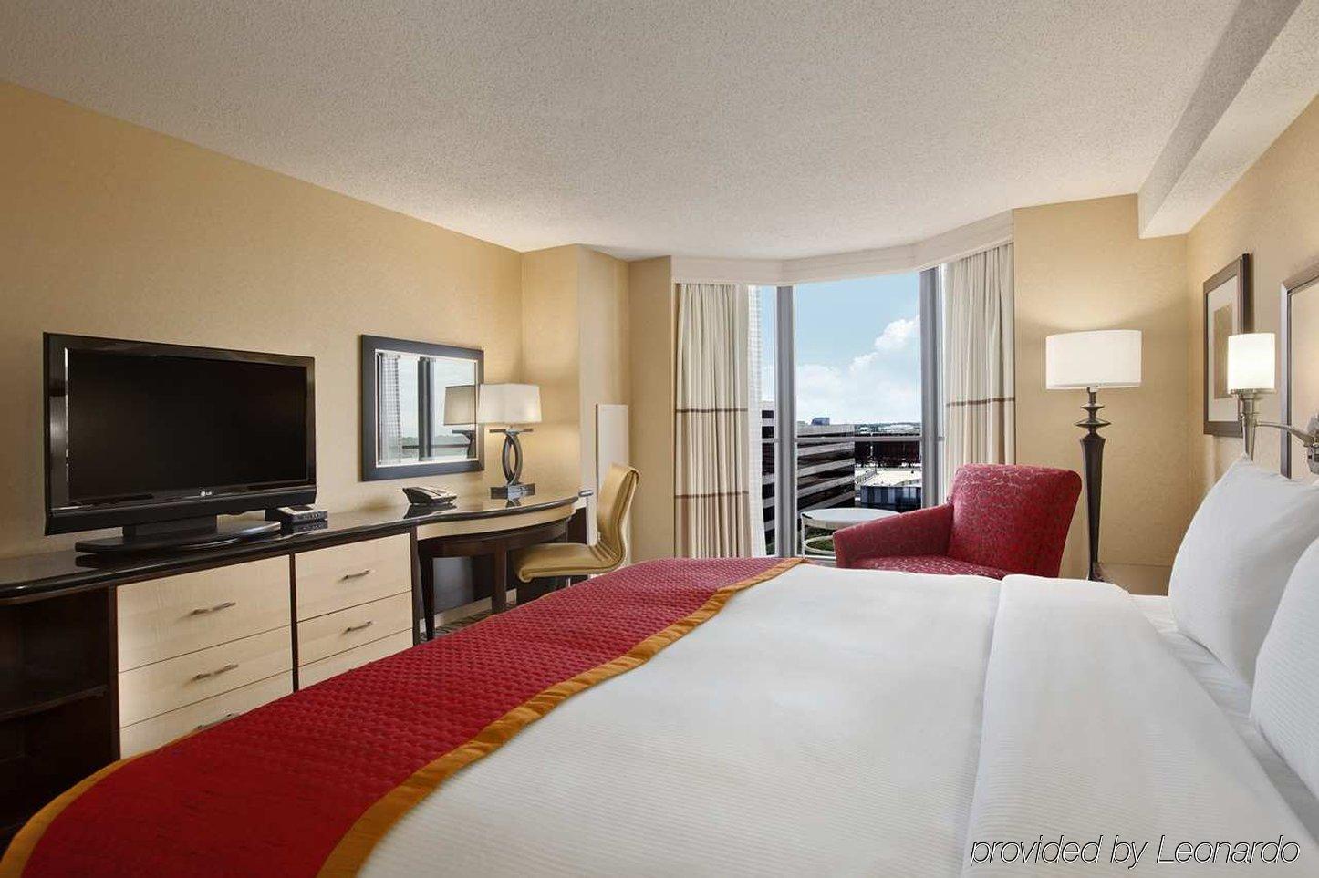 Hilton Rosemont Chicago O'Hare Hotel Værelse billede